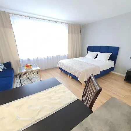 Warsaw's Peaceful Muranow Apartment Warsaw